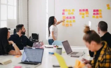 Mediazione Interculturale - Università di Verona - CSI - Photo Jason-Goodman-Oalh2MojUuk-Unsplash